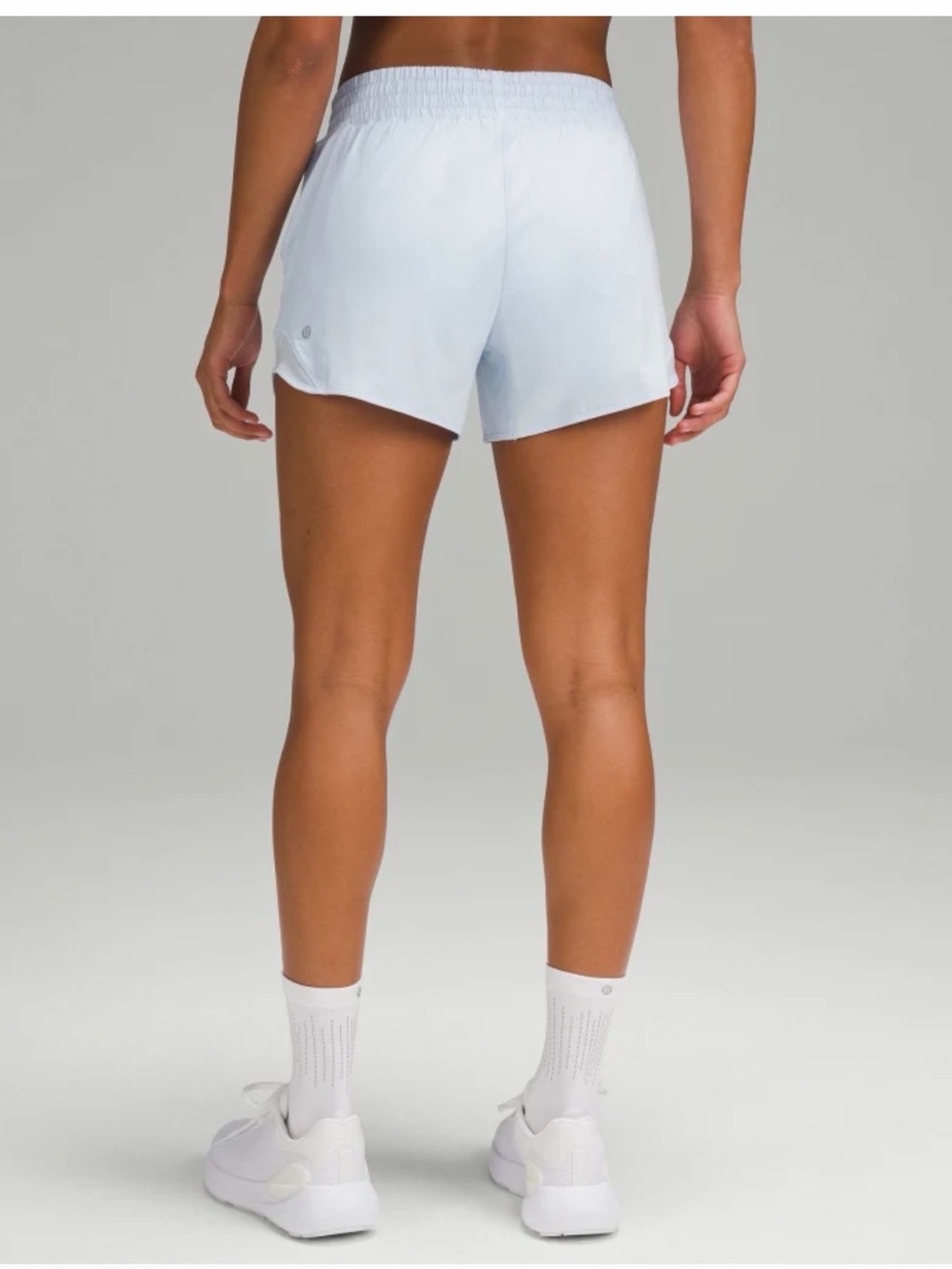 NWT lululemon athletica Hotty Hot Shorts 4” Serene Blue (size 6) - Picture 2 of 7